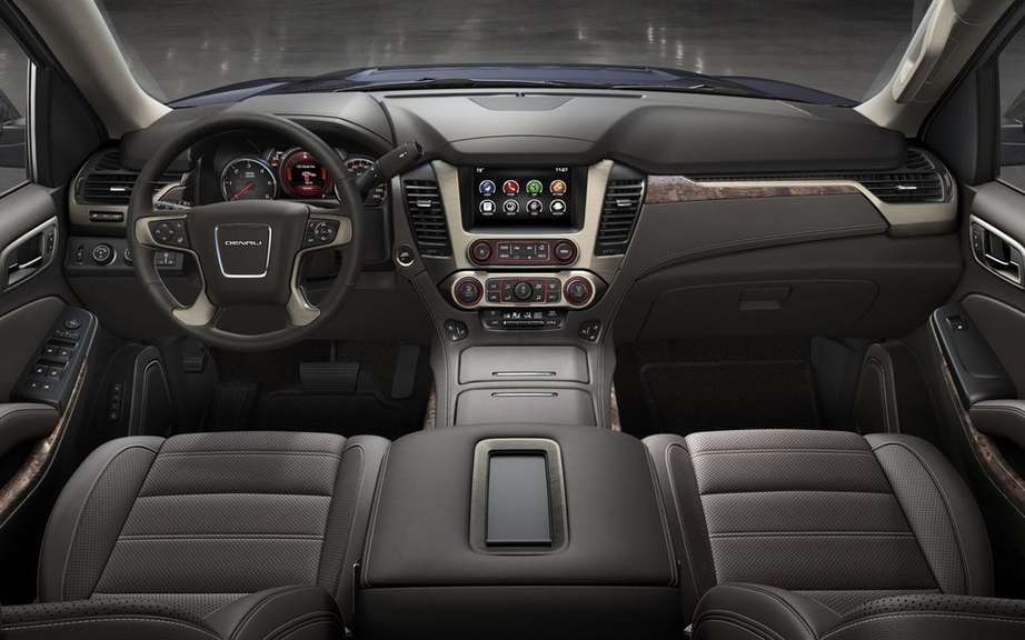 GM presents its large SUV 2015 picture #12