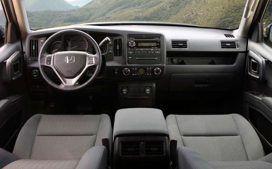 Honda Ridgeline Special Edition sale from November picture #4