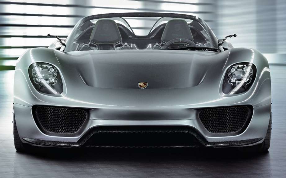 Porsche 984 based on the 918 Spyder picture #2