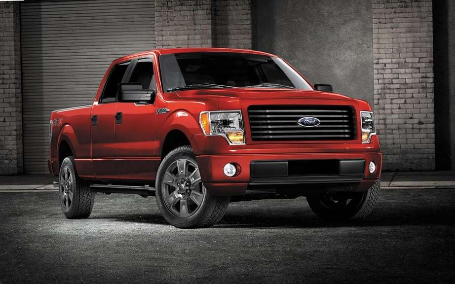 Ford F-150 STX SuperCrew 2014 most generous picture #5