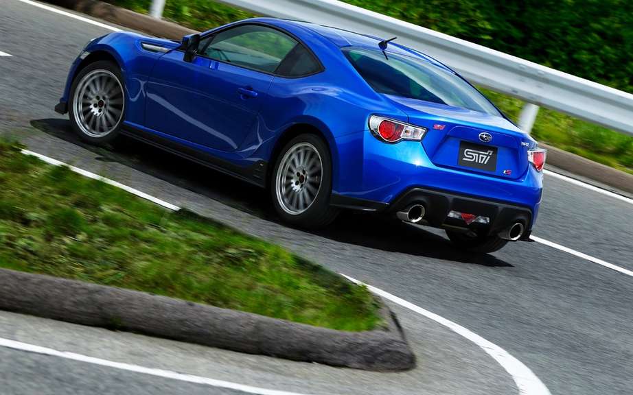 Subaru BRZ tS: in series limited and reserved for Japanese picture #5