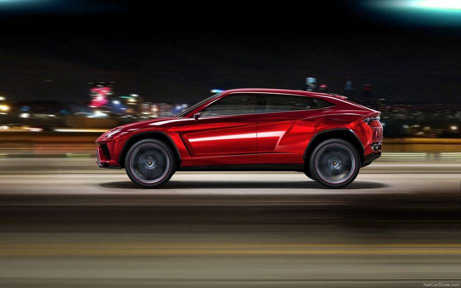 The Lamborghini Urus is built in Slovakia picture #3