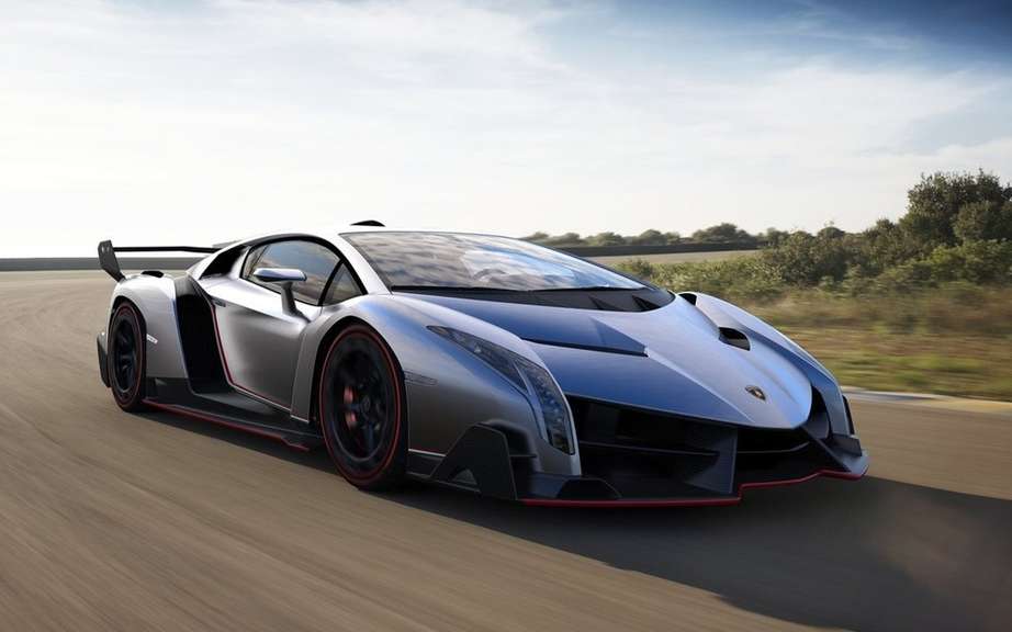 Veneno Lamborghini Roadster: 6.5-liter V12 and 750 horsepower picture #2