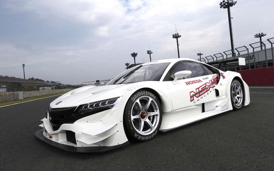 Honda NSX-GT Concept on the Suzuka circuit picture #3