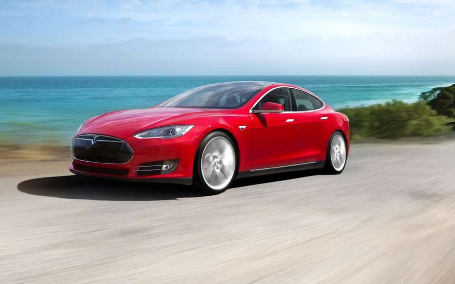 Car of the Year 2014 Consumer Reports: palm Tesla S picture #8