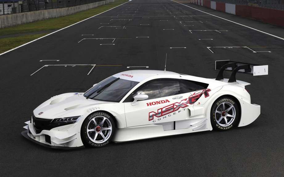 Honda NSX-GT Concept on the Suzuka circuit picture #5
