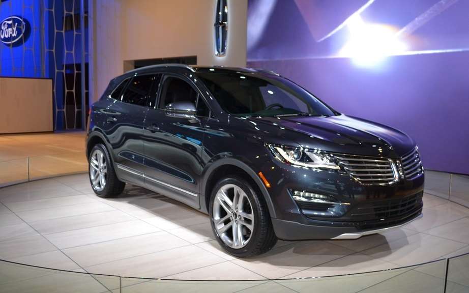 Lincoln MKZ MKC and Black Label Concepts Pebble Beach picture #1