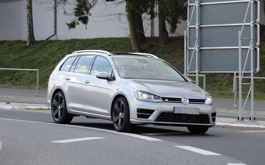 Volkswagen would prepare a family version of the Golf R picture #10