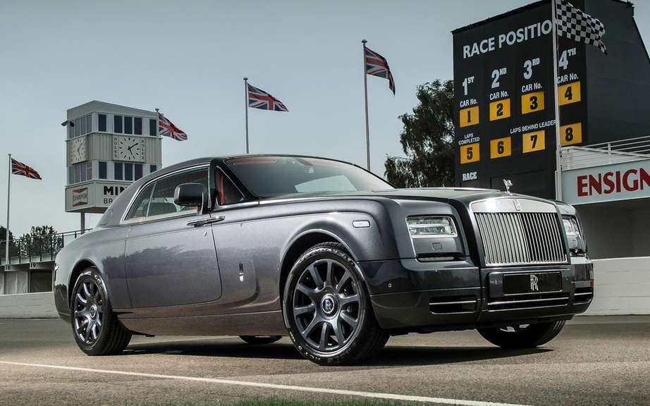 Rolls-Royce Phantom Drophead Coupe and Waterspeed Collection