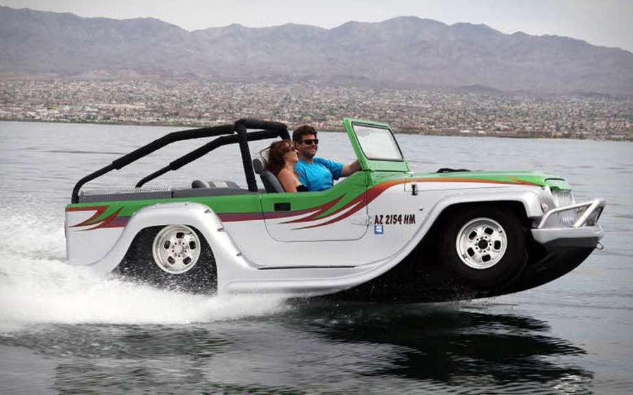 WaterCar Panther: amphibious car faster