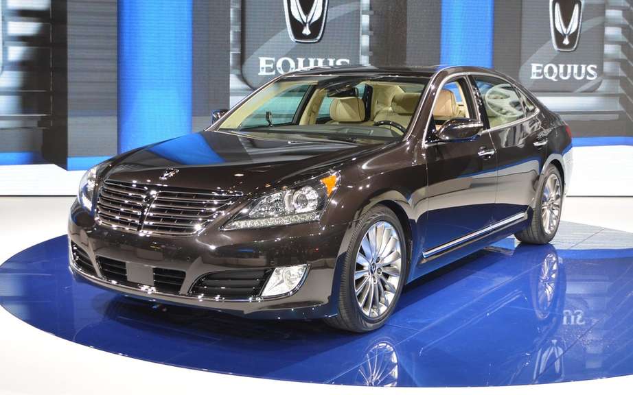 Hyundai Canada unveils pricing for its Equus sedan 2014 picture #2