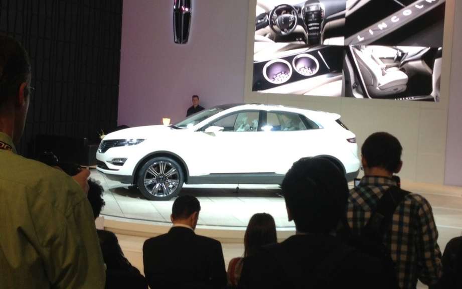 Lincoln will offer four new models by 2016 picture #2