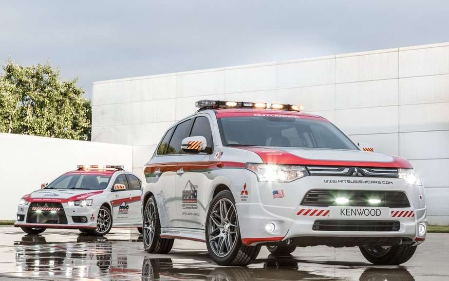 Mitsubishi vehicles and safety at Pikes Peak picture #4