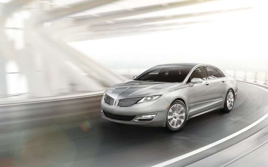 Lincoln will offer four new models by 2016 picture #4