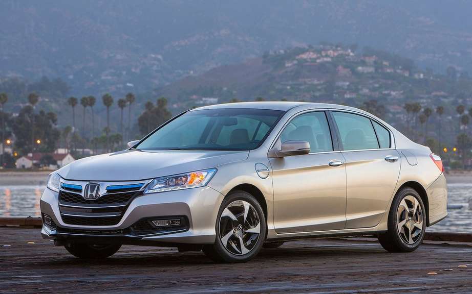 Honda Accord Plug-in Hybrid for the Japanese work picture #5