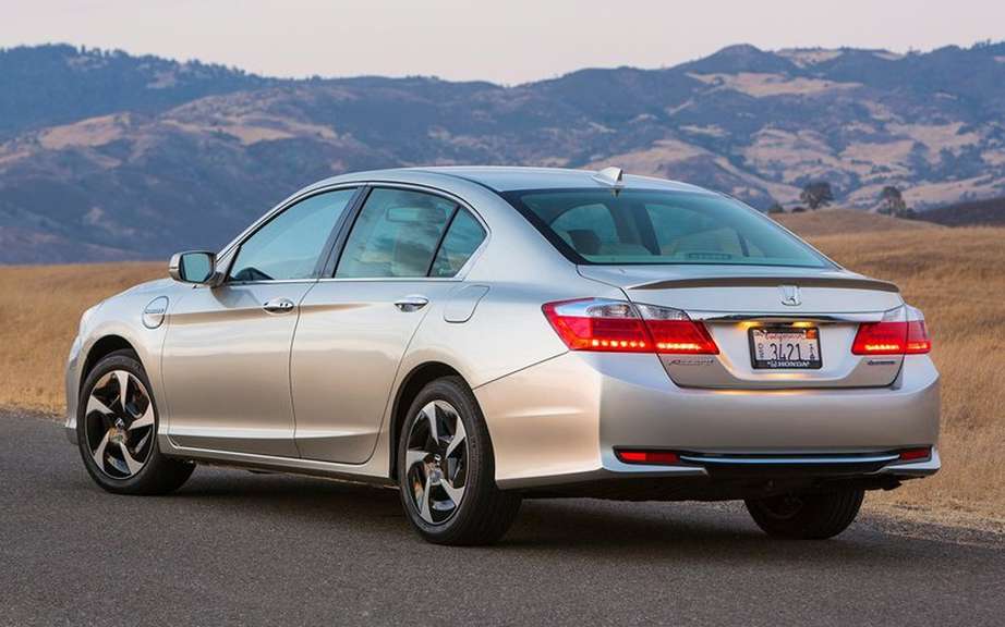 Honda Accord Plug-in Hybrid for the Japanese work picture #6