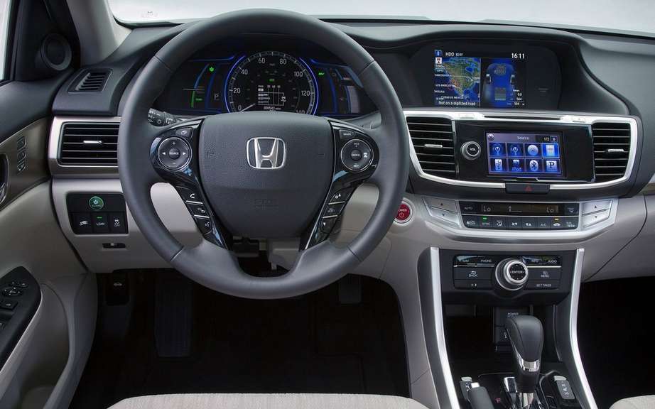 Honda Accord Plug-in Hybrid for the Japanese work picture #8
