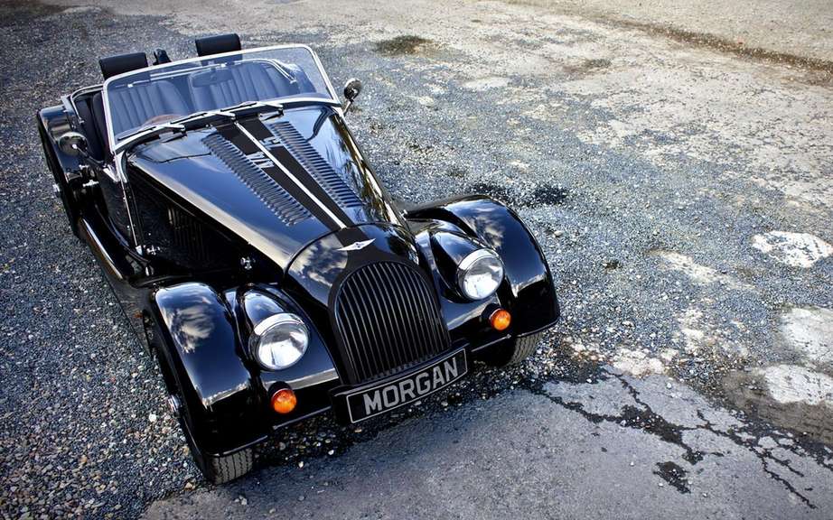Morgan celebrated the 100th anniversary of its factory with a Plus 8 picture #2