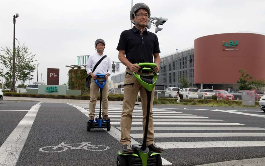 Start testing public sidewalks Toyota Winglet