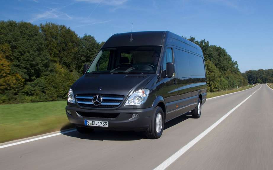 The Mercedes-Benz Sprinter Continued make reference to Figure picture #2