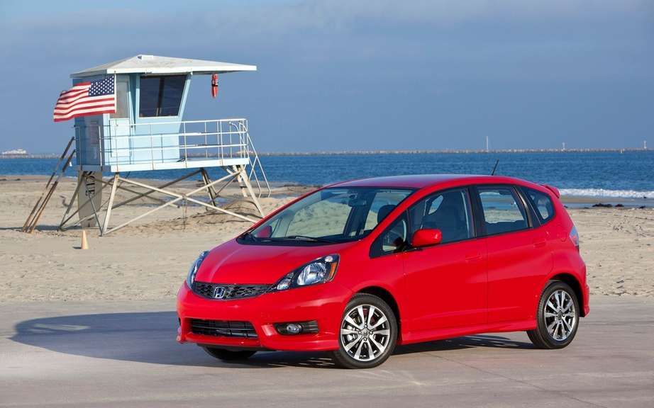 Honda Canada Recalls Nearly 9,000 vehicles from 2012 and 2013 Fit model icts picture #2