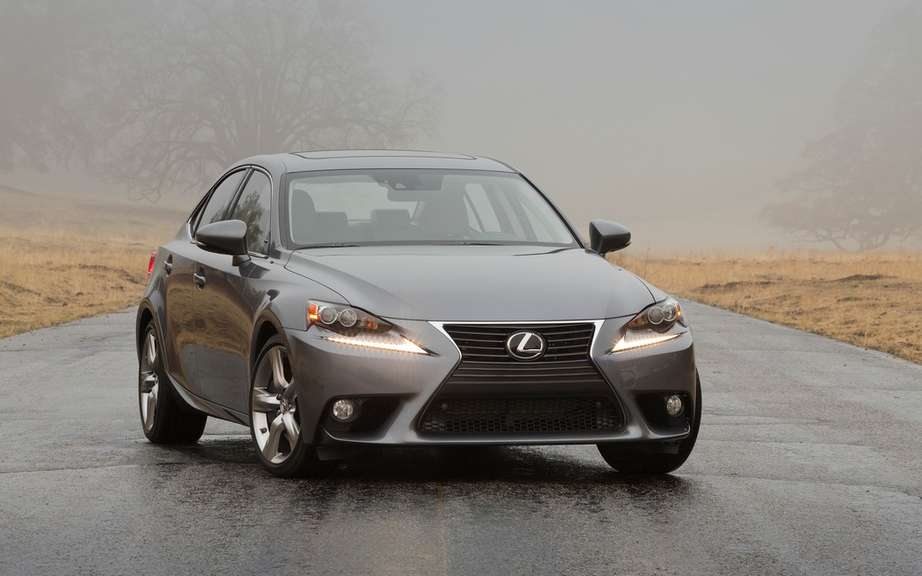 Lexus IS cut: a reality soon?