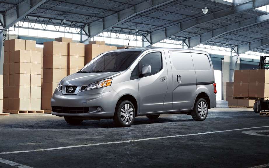 City Chevrolet Express with the DNA of Nissan NV200 picture #4