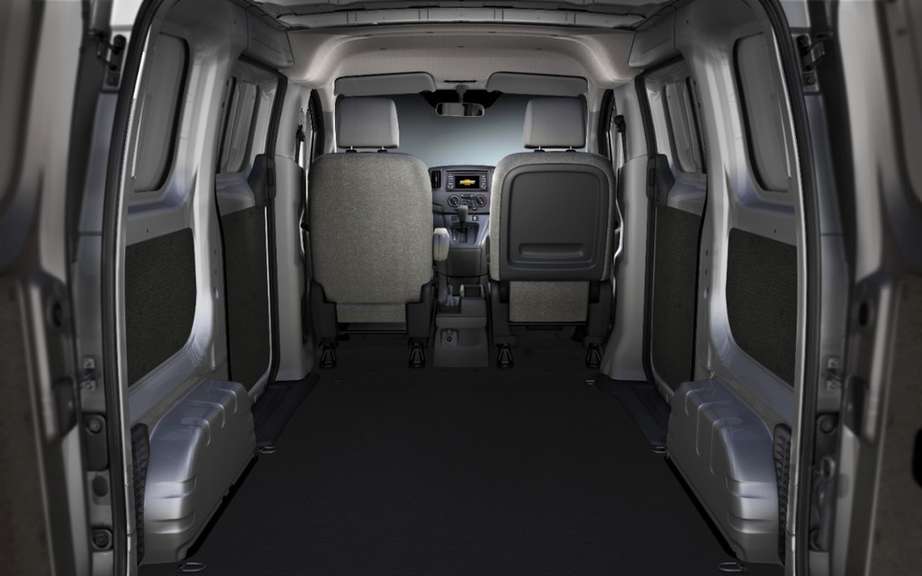 City Chevrolet Express with the DNA of Nissan NV200 picture #6