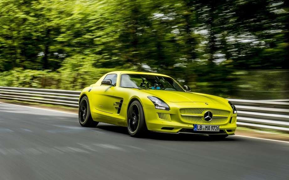 Mercedes-Benz SLS AMG Electric Drive: Champion Nurburgring picture #4