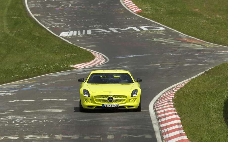 Mercedes-Benz SLS AMG Electric Drive: Champion Nurburgring picture #6