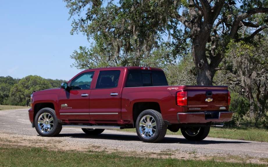 High Country Chevrolet Silverado 2014: the very high end picture #5