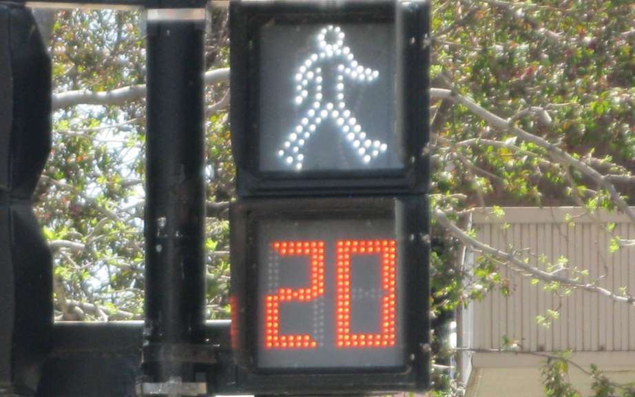 Some 270,000 pedestrians killed each year in the world picture #2