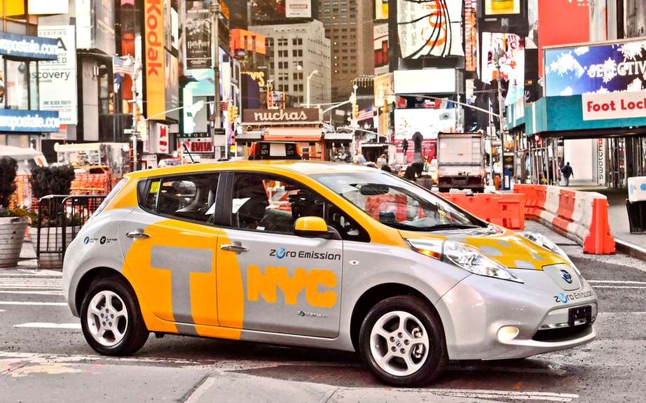 Nissan LEAF: six cars taxis for the City of New York picture #3