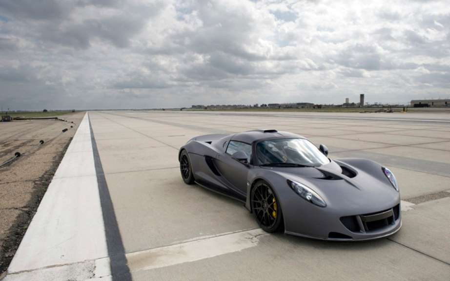 Hennessey Venom GT: as fast as a Bugatti picture #13