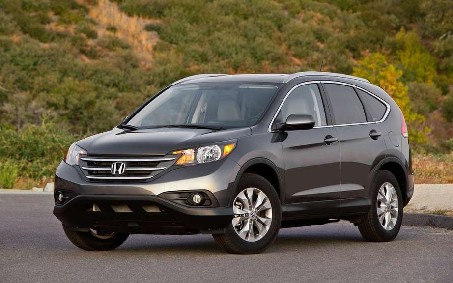 Honda recalling 225,000 minivans and SUVs in North America picture #6