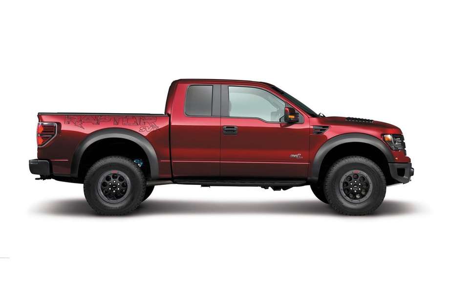 Ford presents its F-150 SVT Raptor Special Edition 2014 picture #9