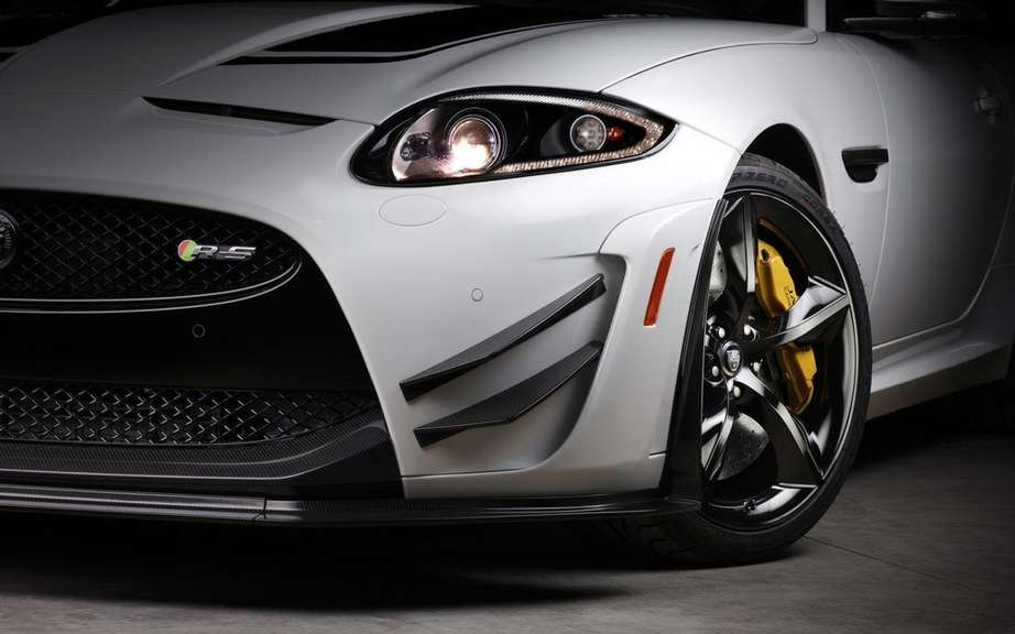 Jaguar XKR-S GT: reserved to North American market picture #7