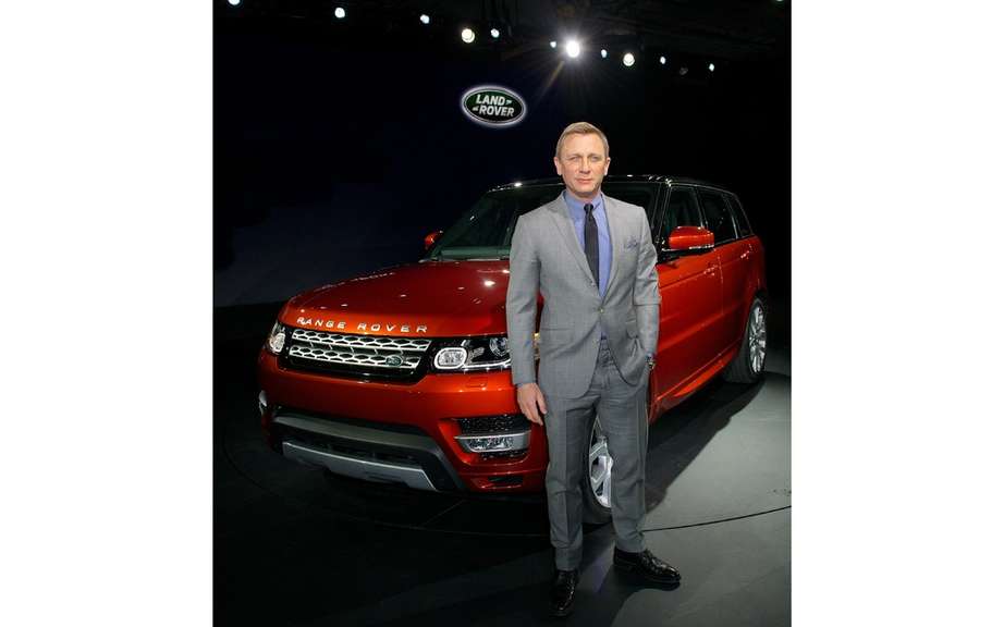 Daniel Craig: 1 million to drive the Range Rover Sport 2014 picture #1