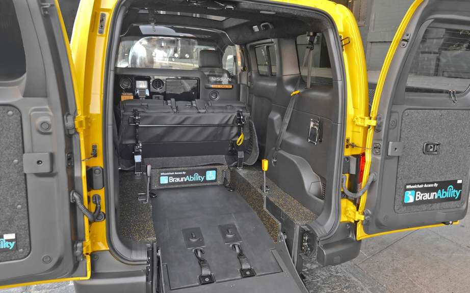 Nissan NV200 Taxi adapted for wheelchairs picture #6