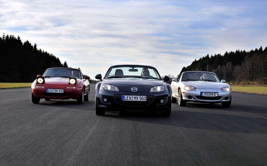 Mazda MX-5: 25 years later picture #7