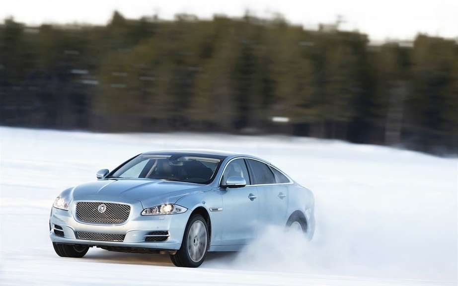 Jaguar Canada announces pricing AWD XJ and XKR-S Coupe picture #1