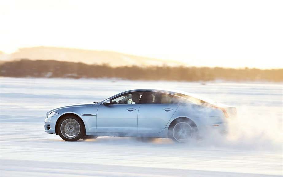 Jaguar Canada announces pricing AWD XJ and XKR-S Coupe picture #2