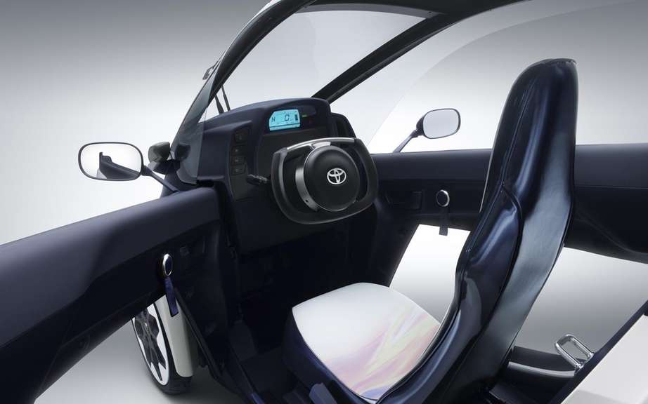 Toyota i-Road Concept: urban vehicle of choice picture #8