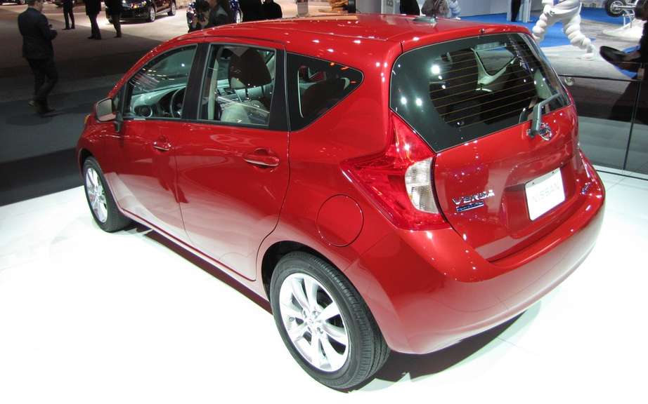 Nissan Versa Note: sold from $ 13,348 picture #2