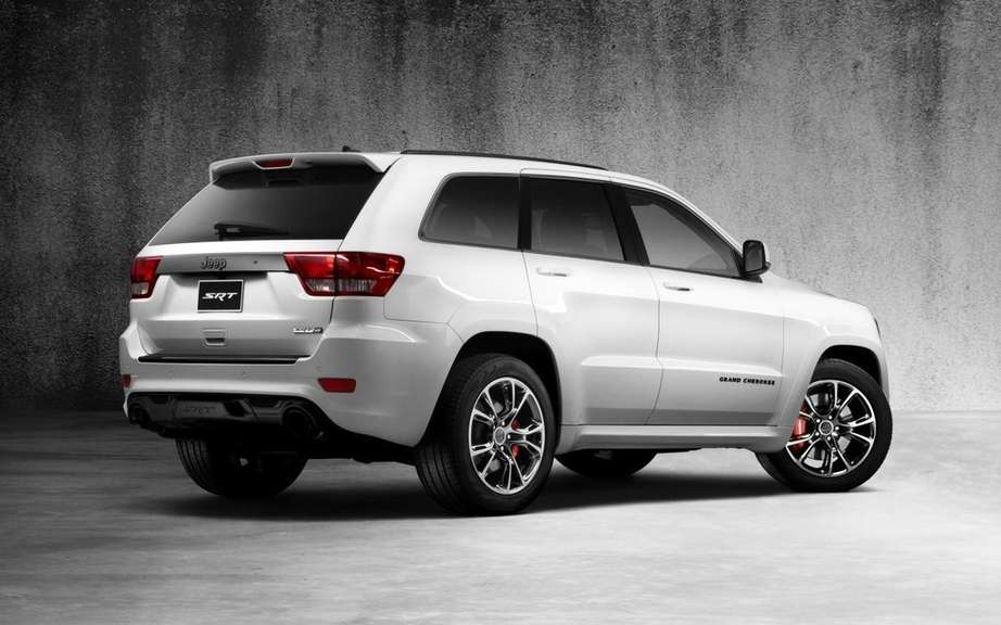 Jeep Grand Cherokee SRT8 Alpine Edition: South African version picture #2