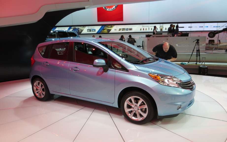 Nissan Note 2: the future Versa hatchback picture #5