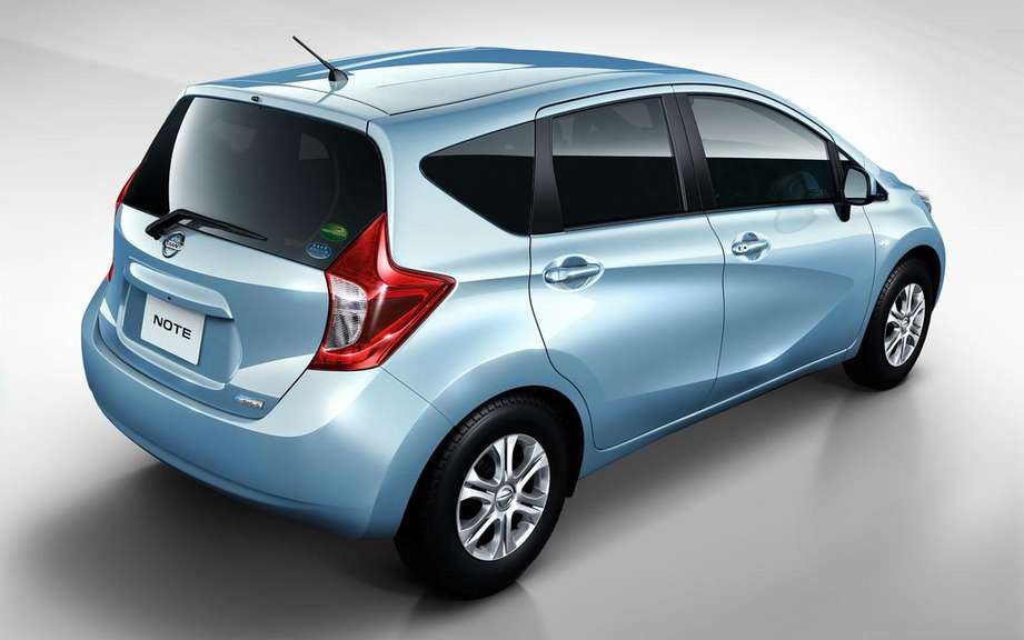 Nissan Note 2: the future Versa hatchback picture #8