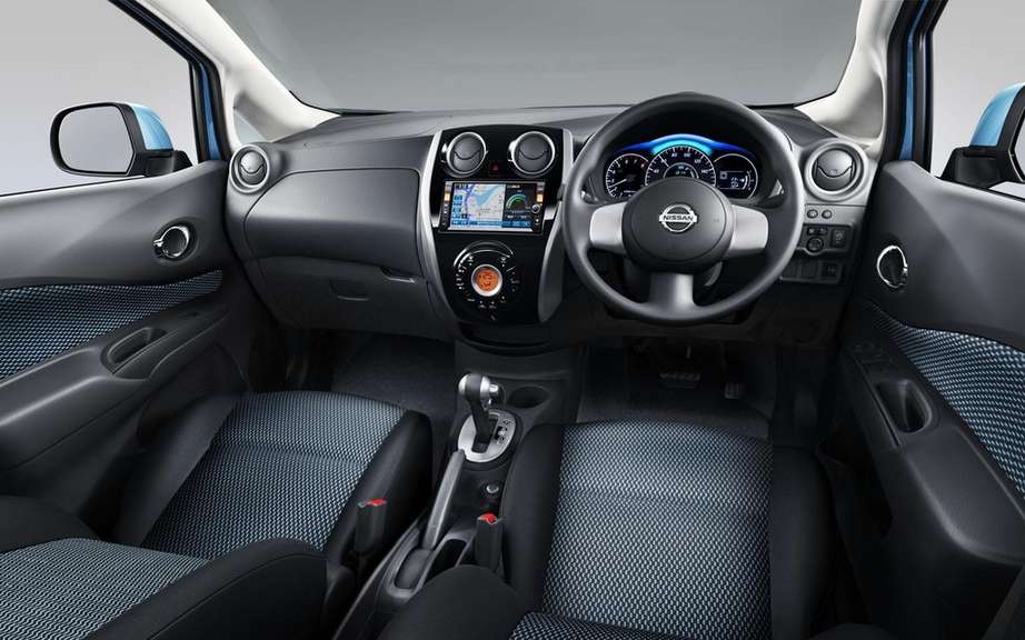 Nissan Note 2: the future Versa hatchback picture #10