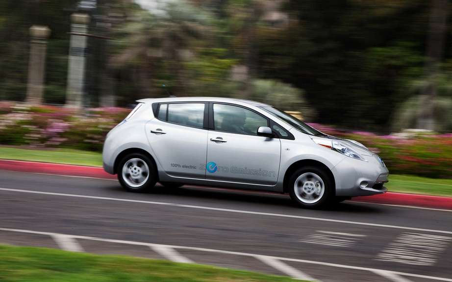 Nissan plans to offer 15 hybrid vehicles by 2016 picture #1