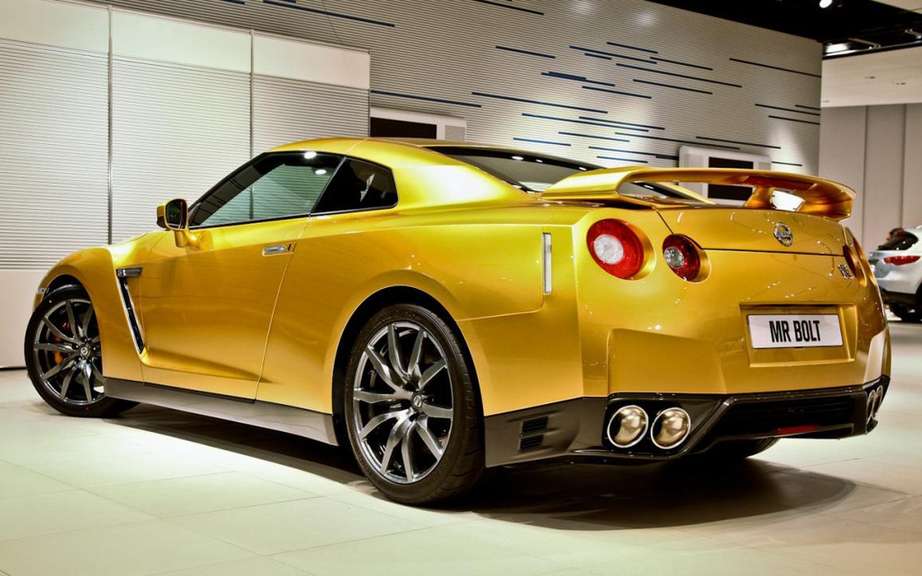 Nissan GT-R Bolt Gold Edition sold $ 192,000 picture #5